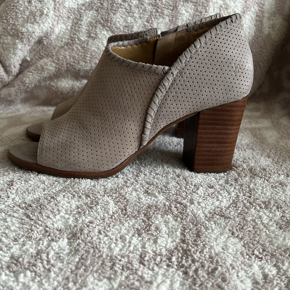 Jack Roger Booties - Picture 2 of 5